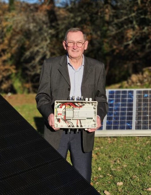 Photo de profil – André Borie André Borie présente le calculateur monovoie sur le site de S.I. Energie à Sergeac.